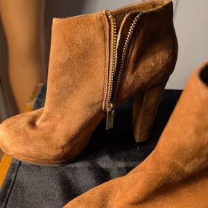 Michael Kors Haven Caramel Suede Bootie Size 5.5